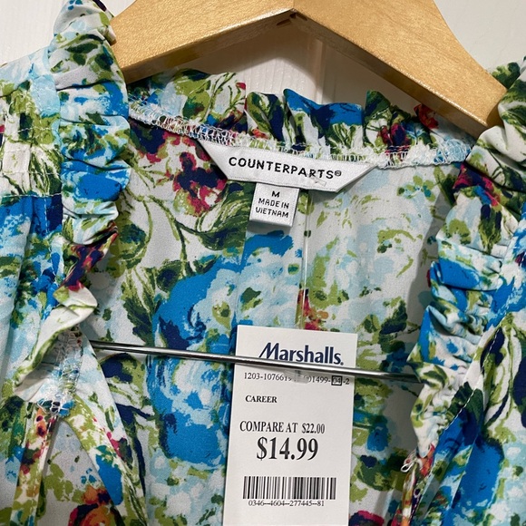 Floral sleeveless top - Picture 2 of 3